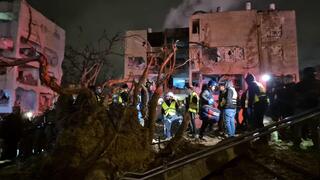 Heavy warhead missiles slam into Dimona and Arad after interceptors failure | Footage