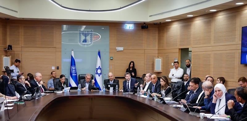 Knesset Finance C’ttee passes 2026 budget