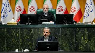 Report: US, Israel remove top Iranian officials from target list amid push for talks