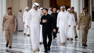 Ukraine agrees to defense cooperation with UAE, Qatar during Zelensky Gulf visit