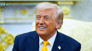 US targets April 9 to end Iran war, but Tehran denies talks as strikes intensify