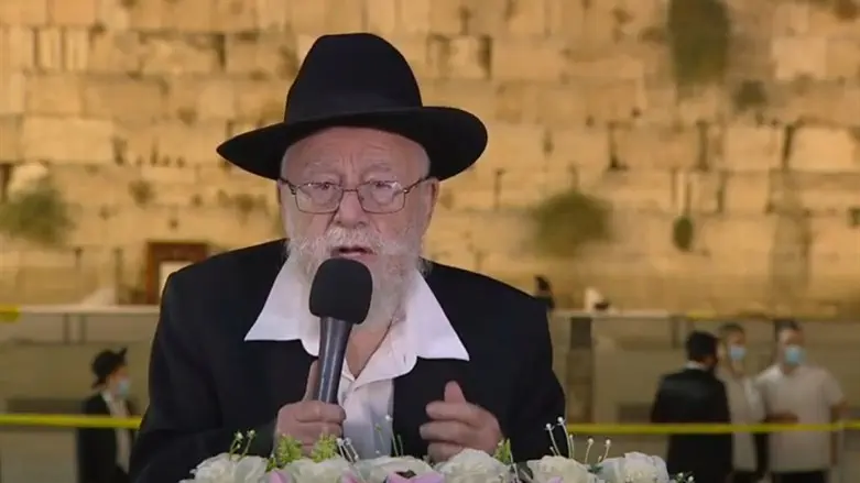 An interview with Rabbi Dov Lior: Today’s greatest mitzvah