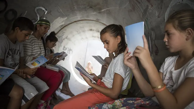 Inspiring stories from the bomb shelter