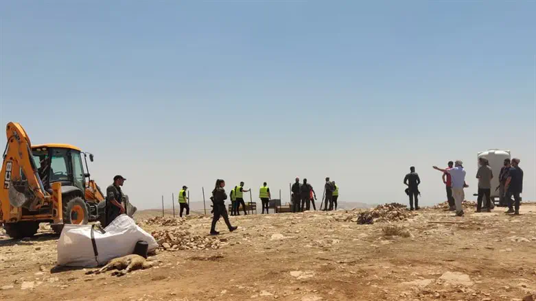 Farmer who faced insults sues left-wing activist for 160,000 ILS