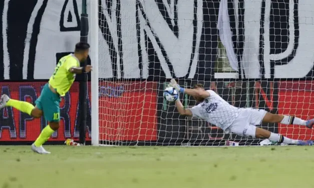Egyptian sports commentator snubs Israeli goalkeeper, causes uproar