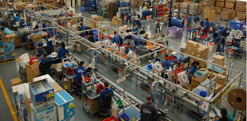 Profit warning sends Maytronics to new low