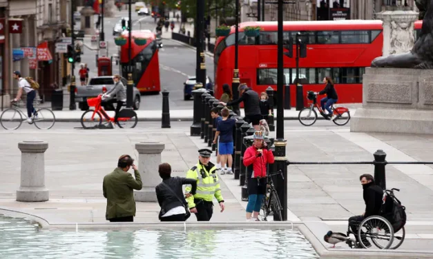 Teen pleads guilty in arson attack on London synagogue