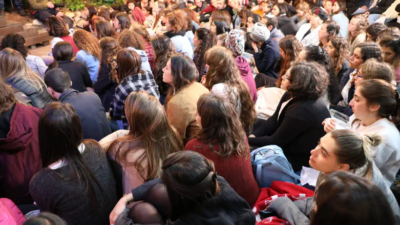 Live: Memorial ceremony for terror victims