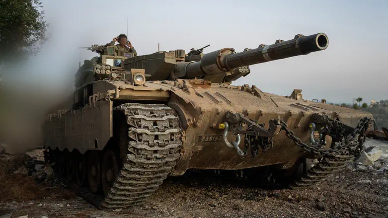 Serious incident: Bedouin man broke into military post, stole machine gun from tank