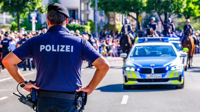Antisemitic attack targets Israeli restaurant in heart of Munich