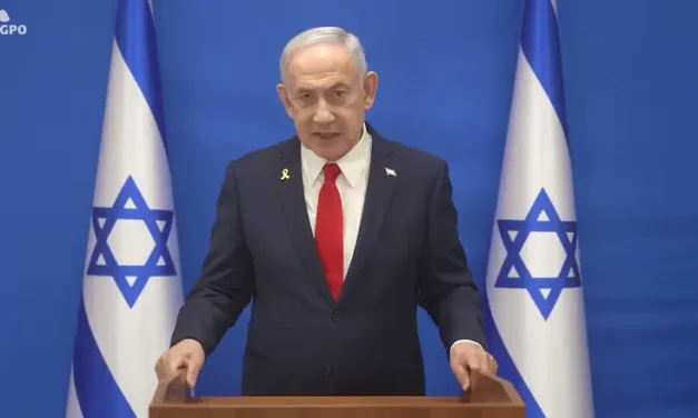 Netanyahu speaks with families of Binyamin Yemanu Zelka and Destaw Tsakul