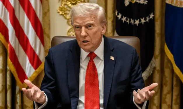 Trump announces a naval blockade in the Strait of Hormuz