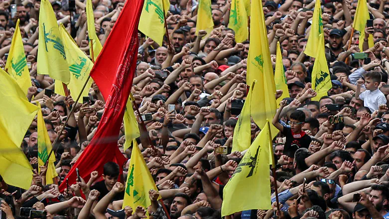 Former intelligence officer: ‘Israel is stalling in Lebanon because of US pressure’