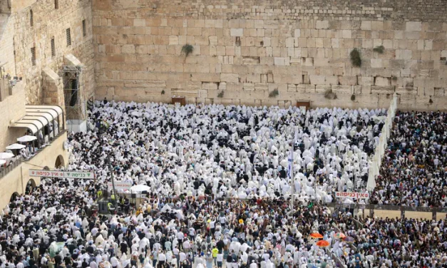 Western Wall Priestly Blessing to be held without public attendance amid security concerns