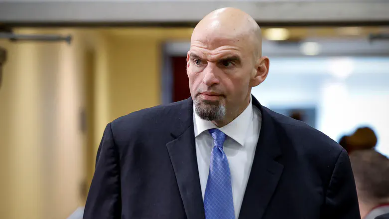 Sen. Fetterman: Democratic Party definitely has a problem with antisemitism