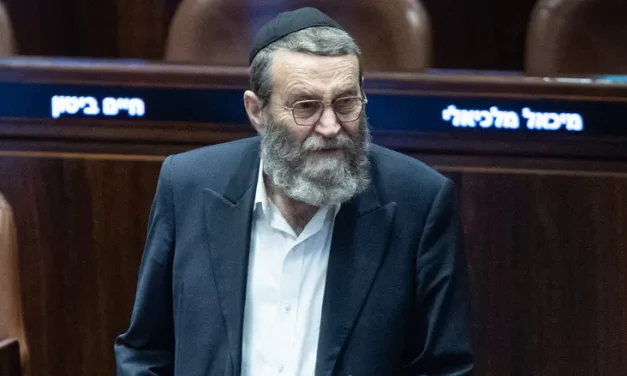 Gafni: “I don’t rule out sitting with Avigdor Liberman”