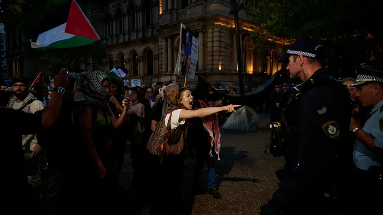 Australian court overturns anti-protest law enacted after Bondi attack