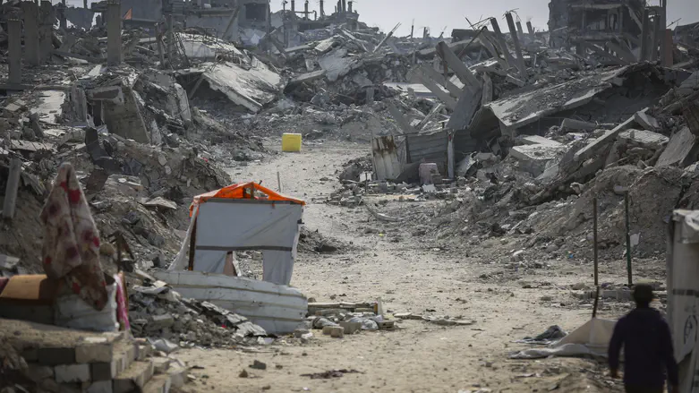 IDF eliminates Hamas weapons smuggler in central Gaza