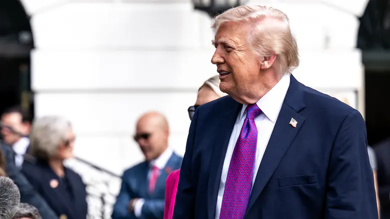 Trump signals Iran talks still on, says failure ‘wouldn’t be pretty’