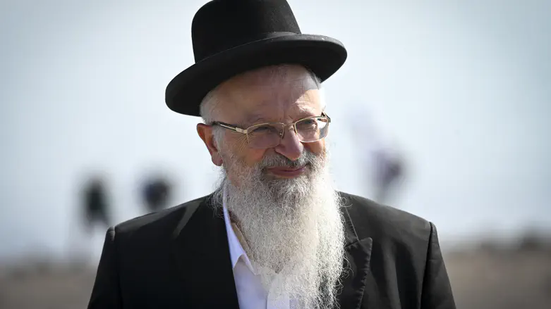 Rabbi Eliyahu alleges discrimination in holy site pilgrimage