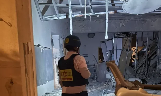 Cluster missile launched towards central Israel, damaging home