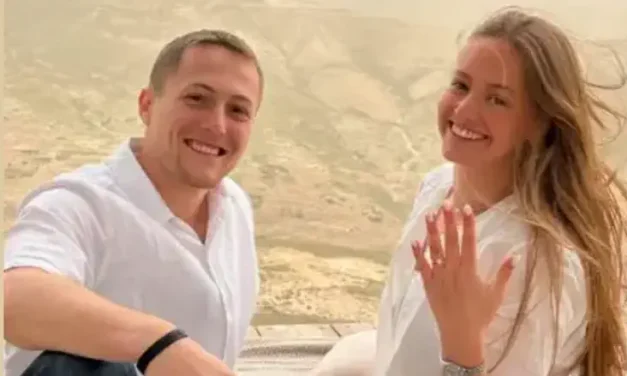 Tal Dee announces engagement – on day her mother was killed