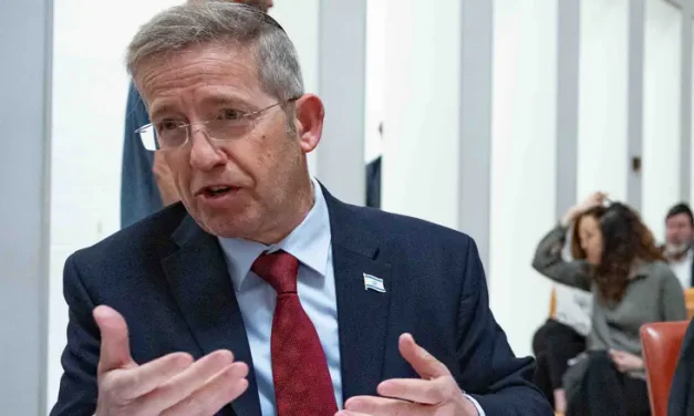 The IDF’s unusual response to the Cabinet Secretary