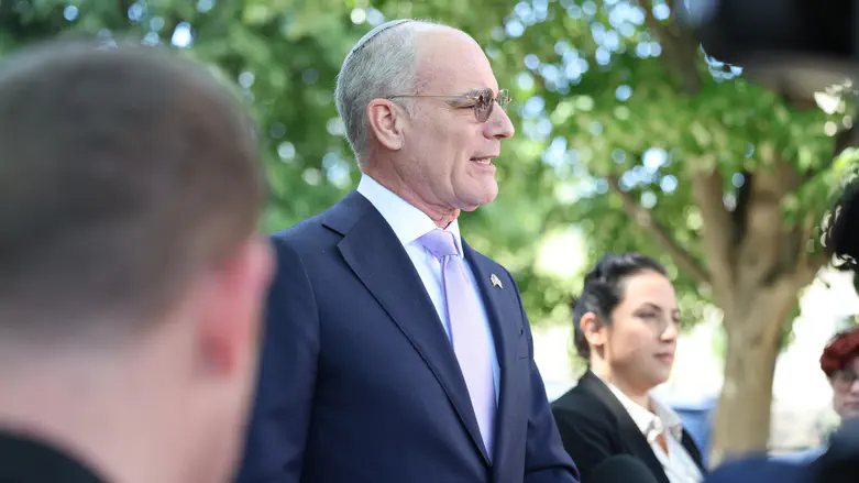 Ambassador Leiter stresses security and peace in opening remarks at Lebanon talks