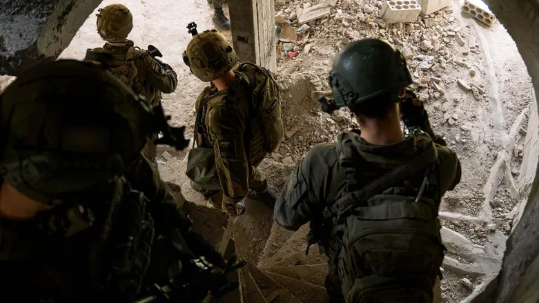 Giant weapons stockpile discovered in Lebanese school