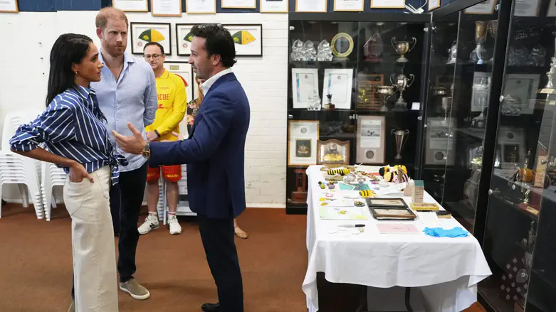 Meghan Markle meets Hanukkah shooting survivor in Sydney