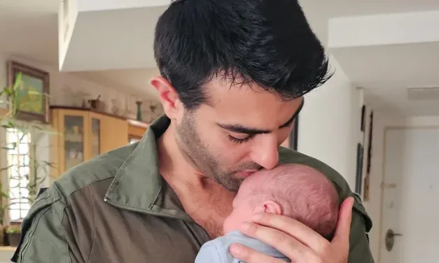 “Stolen house & baby”: The innocent photo that became a global incitement campaign