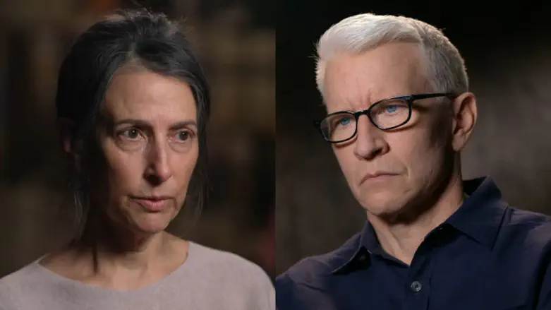 Watch: Anderson Cooper tearfully apologizes to Hersh’s mother