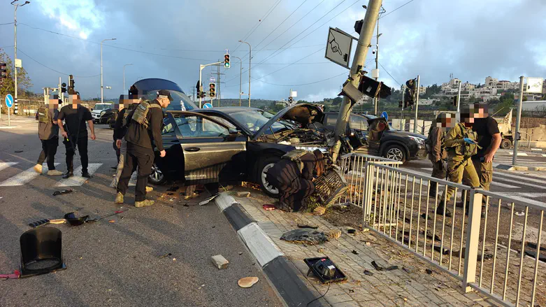 Minister’s security vehicle involved in fatal accident near Hebron
