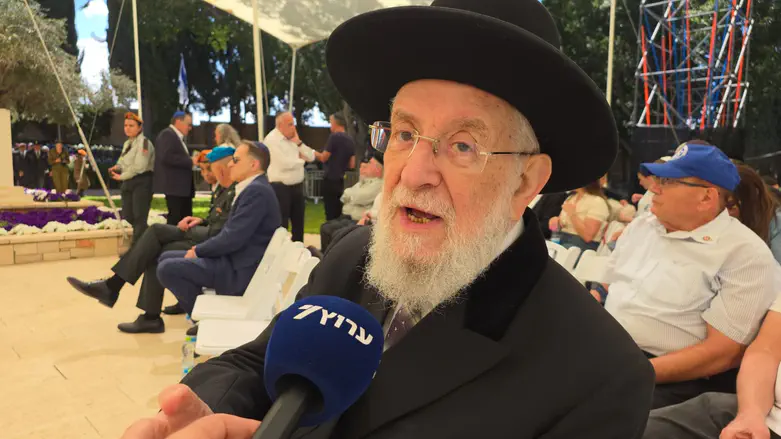 Rabbi Lau’s Independence Day message of unity