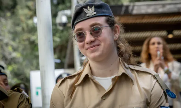 Former hostage Mia Leimberg named Outstanding Soldier