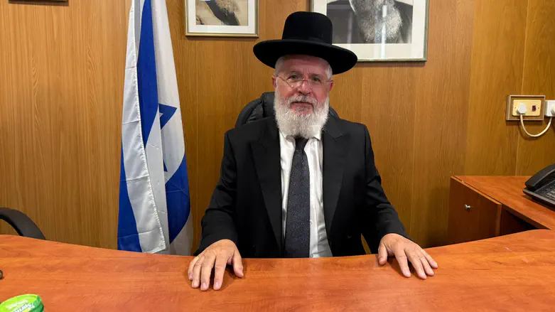 Victory for Shas: New City Rabbi for Tel Aviv