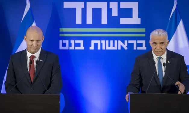 Poll reveals: Bennett-Lapid merger harms opposition bloc