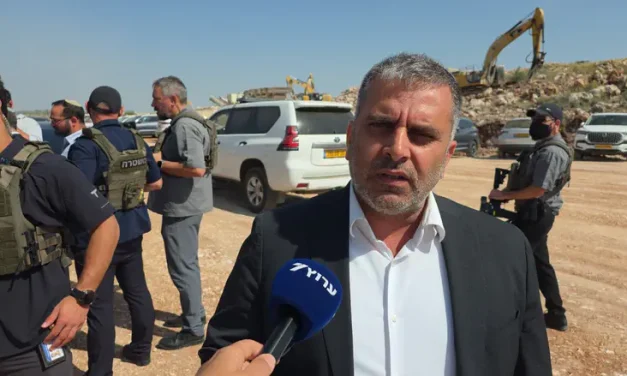 Sofer on Bennet-Lapid deal: ‘They’re tricking us’