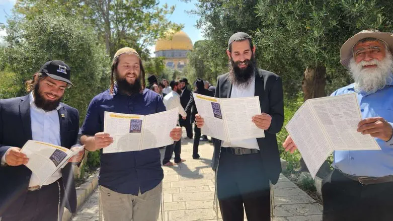 “Prayer Revolution” on Temple Mount: Expanded prayer sheets approved