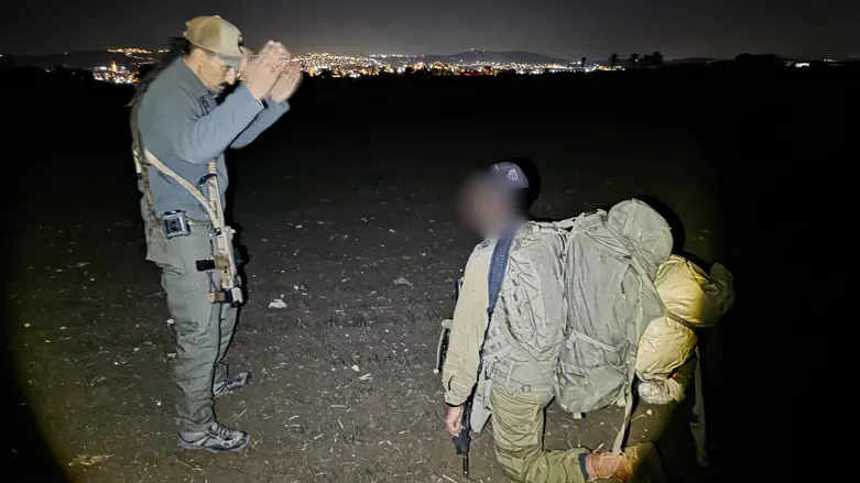 Nighttime exercise simulates operation deep in enemy territory