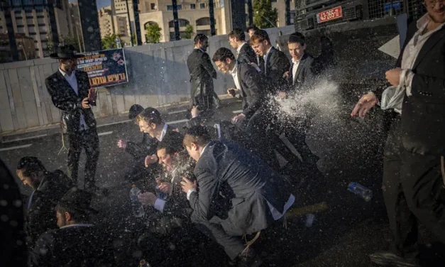 Troops punished after missing memorial because of haredi protest