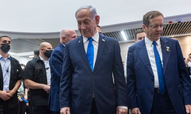 President Herzog not planning to pardon Netanyahu soon, pushing for plea deal