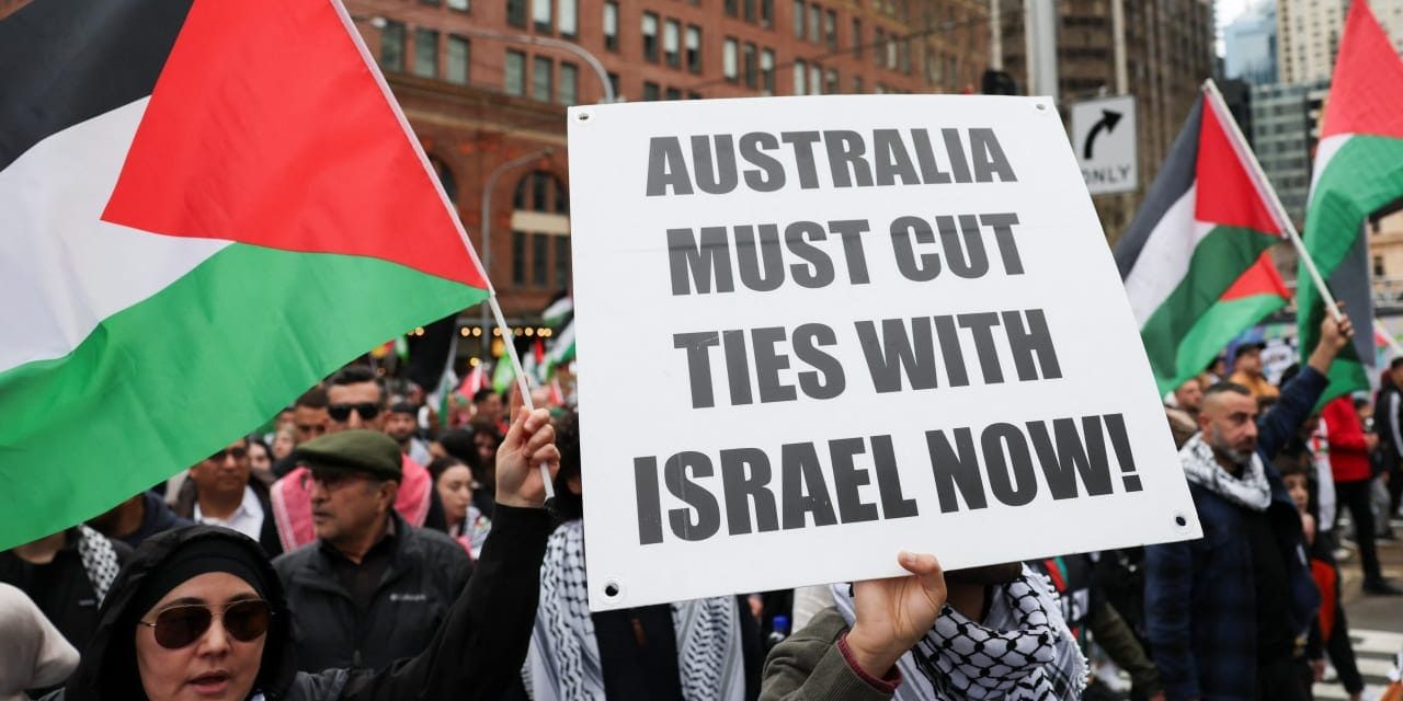 Palestinian rights orgs. push Australian Ministry of Defense to release arms export documents