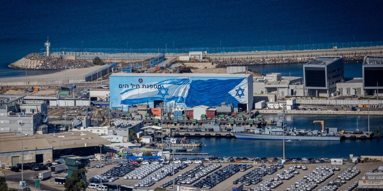 Under Ukraine pressure, Israel blocks suspect Russian grain ship