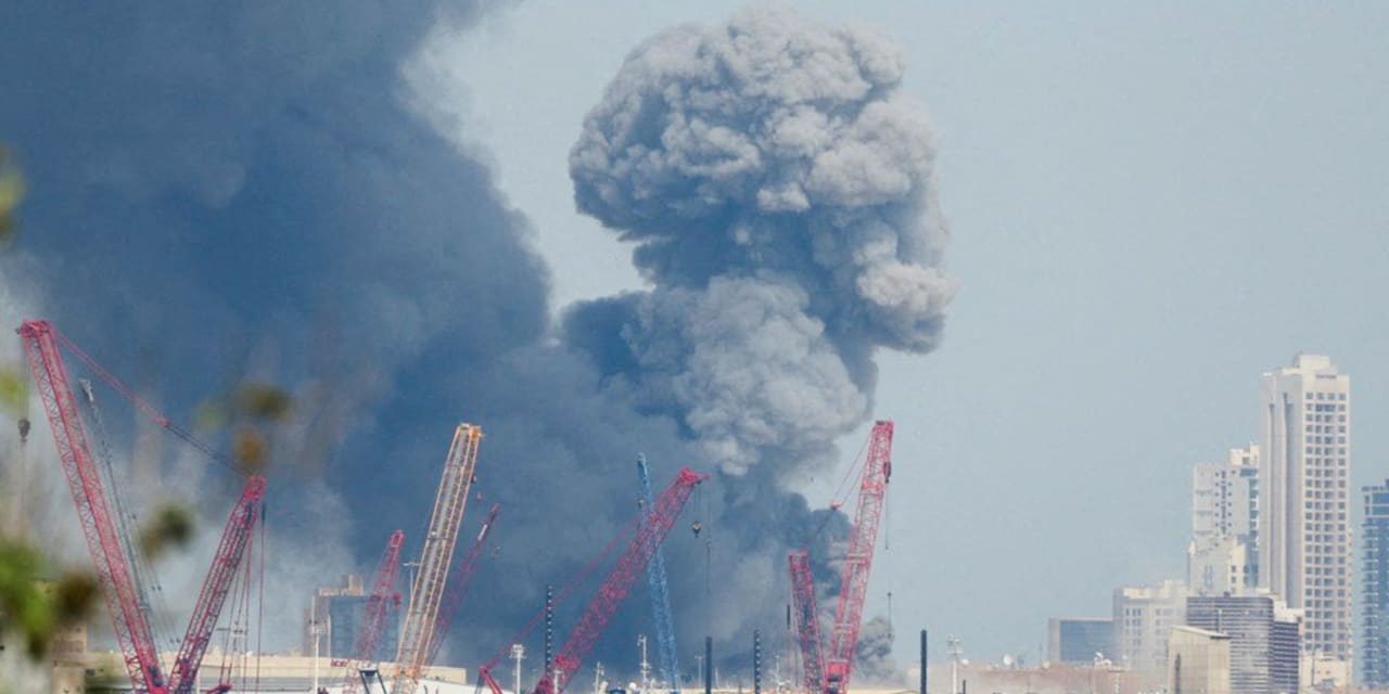 Kuwait, Bahrain push preemptive measures, close bridges as Iran threatens transport infrastructure