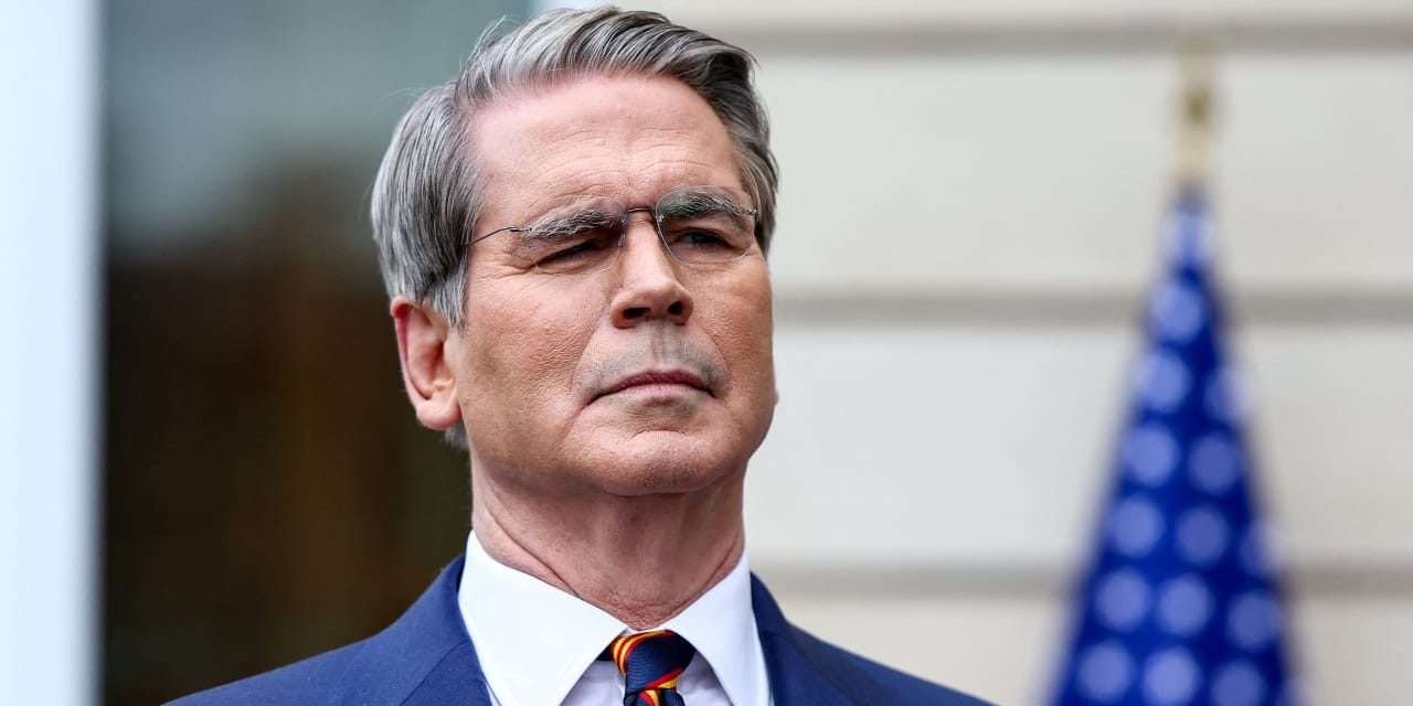 US will not renew Iranian, Russian oil waivers, Treasury Secretary tells Associated Press