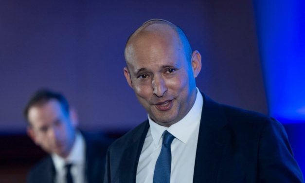 Opposition bloc continues to hold 61 seat majority as Bennett’s party gains on Likud – poll