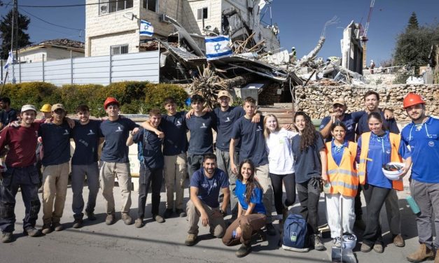 The war through the eyes of HaShomer HaChadash