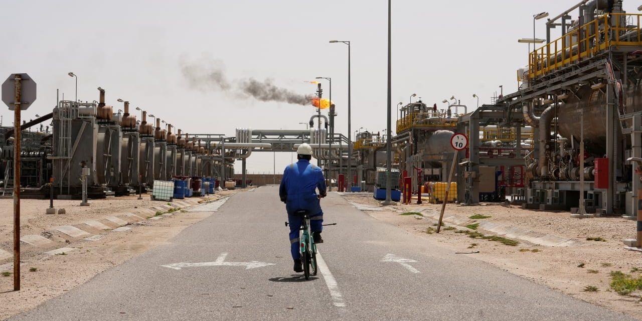 Hormuz war pushing millions into poverty, warns Bahrain Foreign Minister