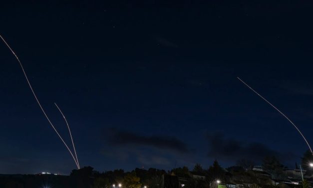 After fleeing past Hezbollah fighting, some Israelis on northern border vow to stay